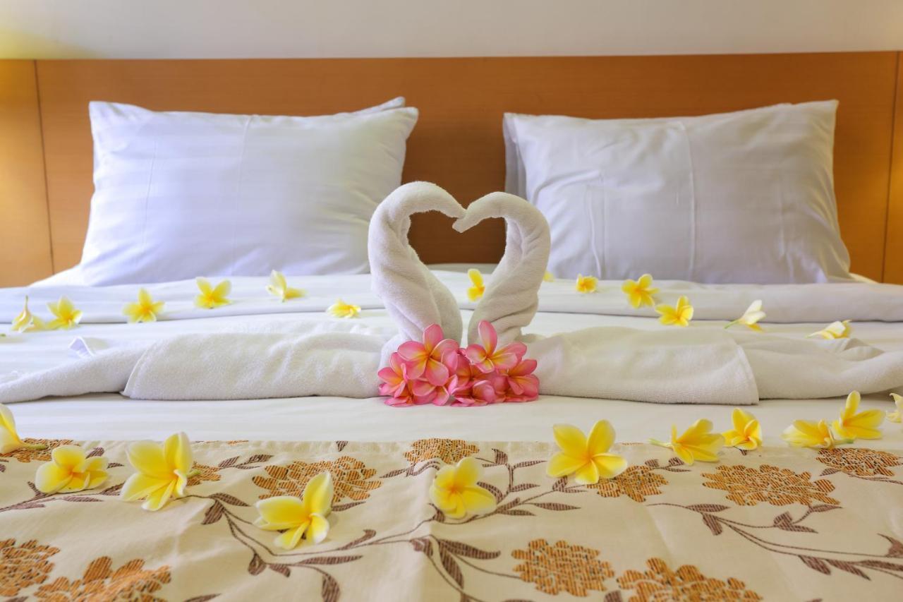 Country Heritage Hotel Surabaya Eksteriør bilde